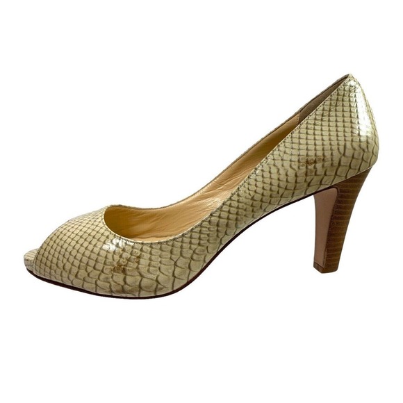 Cole Haan Pump Snake Pattern Patent Slip On Beige Leather Women Sz 9.5B - Picture 3 of 10
